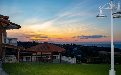 El Paraiso Premium
