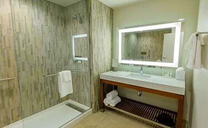 Courtyard by Marriott Lake Jackson