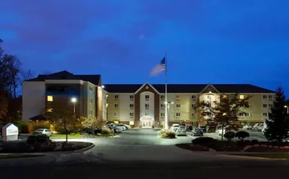 Sonesta Simply Suites Cleveland North Olmsted Airport