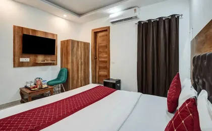 Hotel Marina Near Delhi Airport