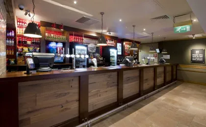 Premier Inn Bristol Cc - Lewins Mead