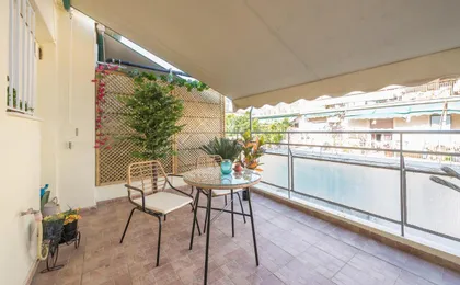 Sunny Studio with Starlight Balcony