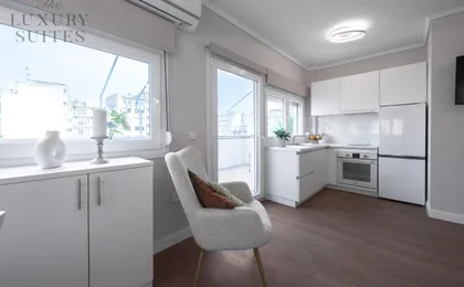 Nephele Jacuzzi Suites, the Luxury Suites