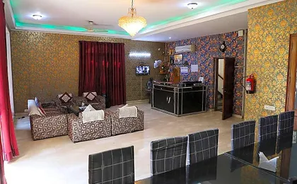 Hotel Ashray Noida