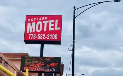 Skylark Motel Chicago Midway Airport