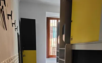 Free Hostels (Adults only)