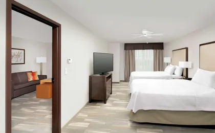 Homewood Suites by Hilton Kansas City Speedway (H)
