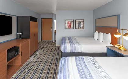 AmericInn by Wyndham West Salem