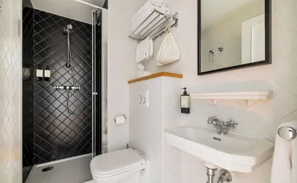 Hotel Rendez-Vous Batignolles
