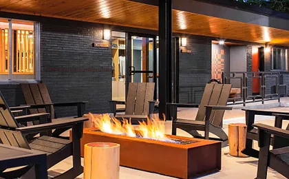 Rhode's Motor Lodge