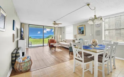 Newly Decorated Ground-floor Suite Steps From Beach and Pool W/views, Wifi