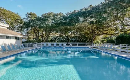 Lovely 2 Bedroom 2 Bath Condo Located In Sea Woods. Sc217