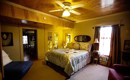 Bees B & B