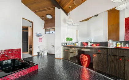 Via Vallarta - An Architecturally Significant California Modern Home