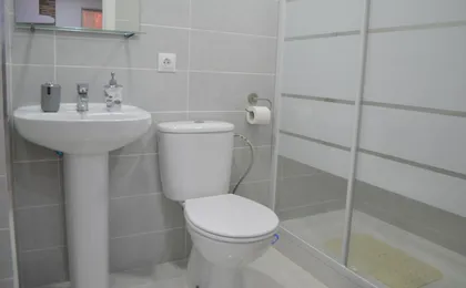 Fantastic 1 Bedroom Apartment with Gallery Cb6ev