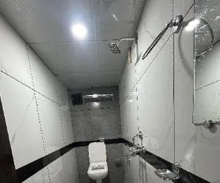 Hotel Rinza Residency