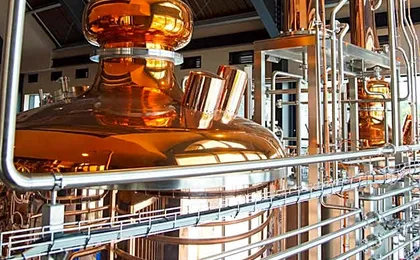Glen Mhor Hotel at Uile-bheist 'Brewstillery'