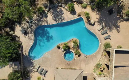 Terra Vista Stay for 8