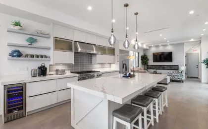 @ Marbella Lane - Luxi 4BR Haven w/ Skyscape Views