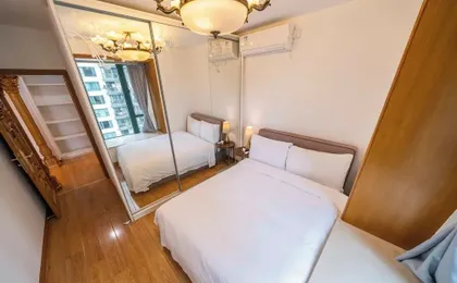 Tyms Xujiahui Premium 2BR APT Metro