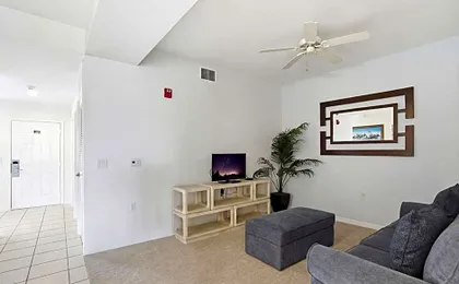 Greenlinks Golf Villas at Lely Resort