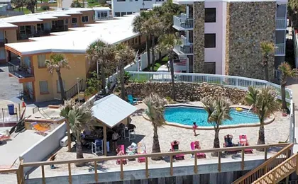 Flamingo Inn Beachfront - Daytona Beach