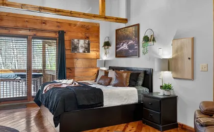 Hot Tub Location Cozy Studio Log Cabin Fireplace