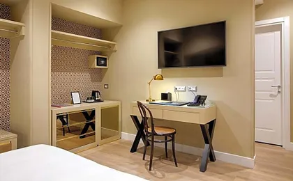 Caruso Place Luxury Rooms & Suites