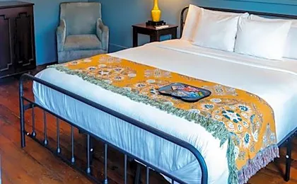 Historic Mardi Gras Inn