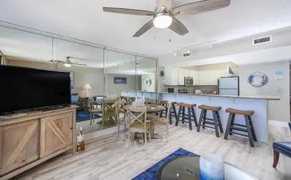 Pelican Beach Resort 308