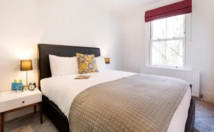 Bright and Modern Earls Court Gem