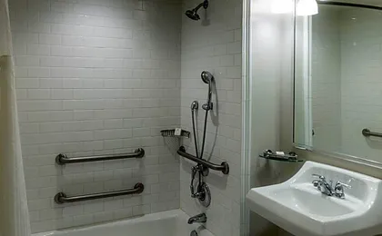 Portola Hotel and Spa