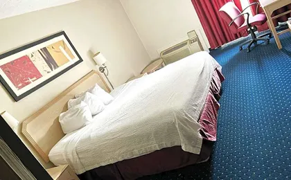 Blue Way Inn & Suites La Crosse