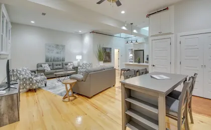 Spacious Downtown Hot Springs Vacation Rental!
