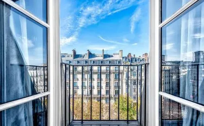 Studio Mac Mahon - Champs Elysees by BYour Home