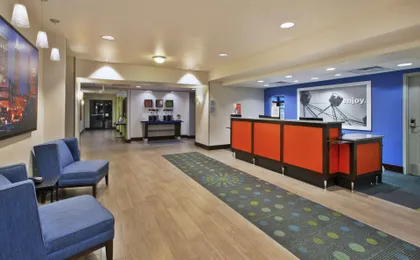 Hampton Inn & Suites Elyria