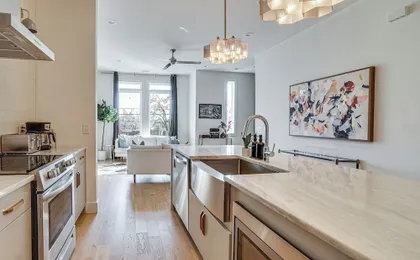 Rooftop Deck! Centrally Located Nashville Townhome