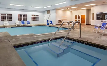SilverStone Inn and Suites