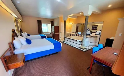 Colony Inn