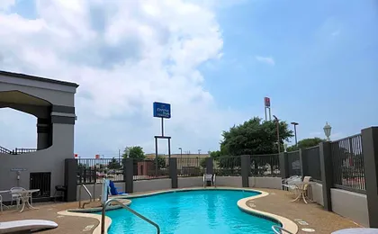 Express Inn Tomball