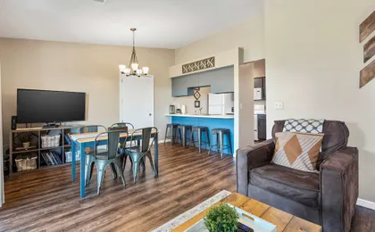 Luxurious Golf Front - Home for 4