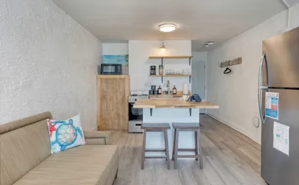 Sun-kissed by Avantstay Beachfront Access