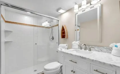 Land's End 11-306 Beach Front - Premier