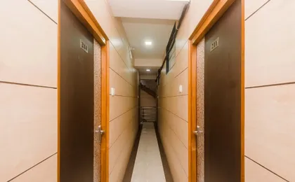 OYO 19590 Hotel Kamal