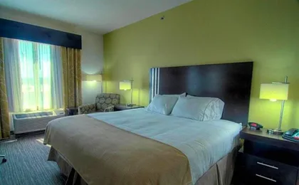Holiday Inn Express Conway By IHG