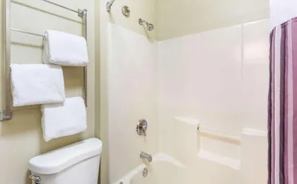 La Quinta by Wyndham Chicago Tinley Park