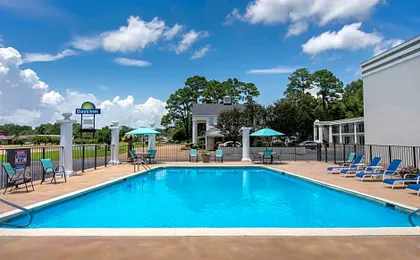 Days Inn by Wyndham Natchez