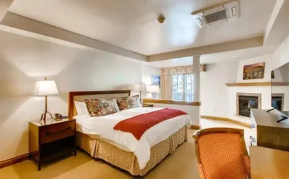 Vail Village King Hotel Room