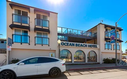 Ocean Beach Hotel