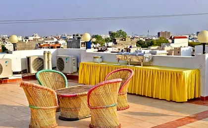 Hotel Karni Vilas
